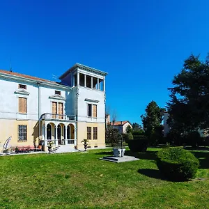 https://villa-liberty-a-soli-20km-da-venezia.hotelinveneto.com